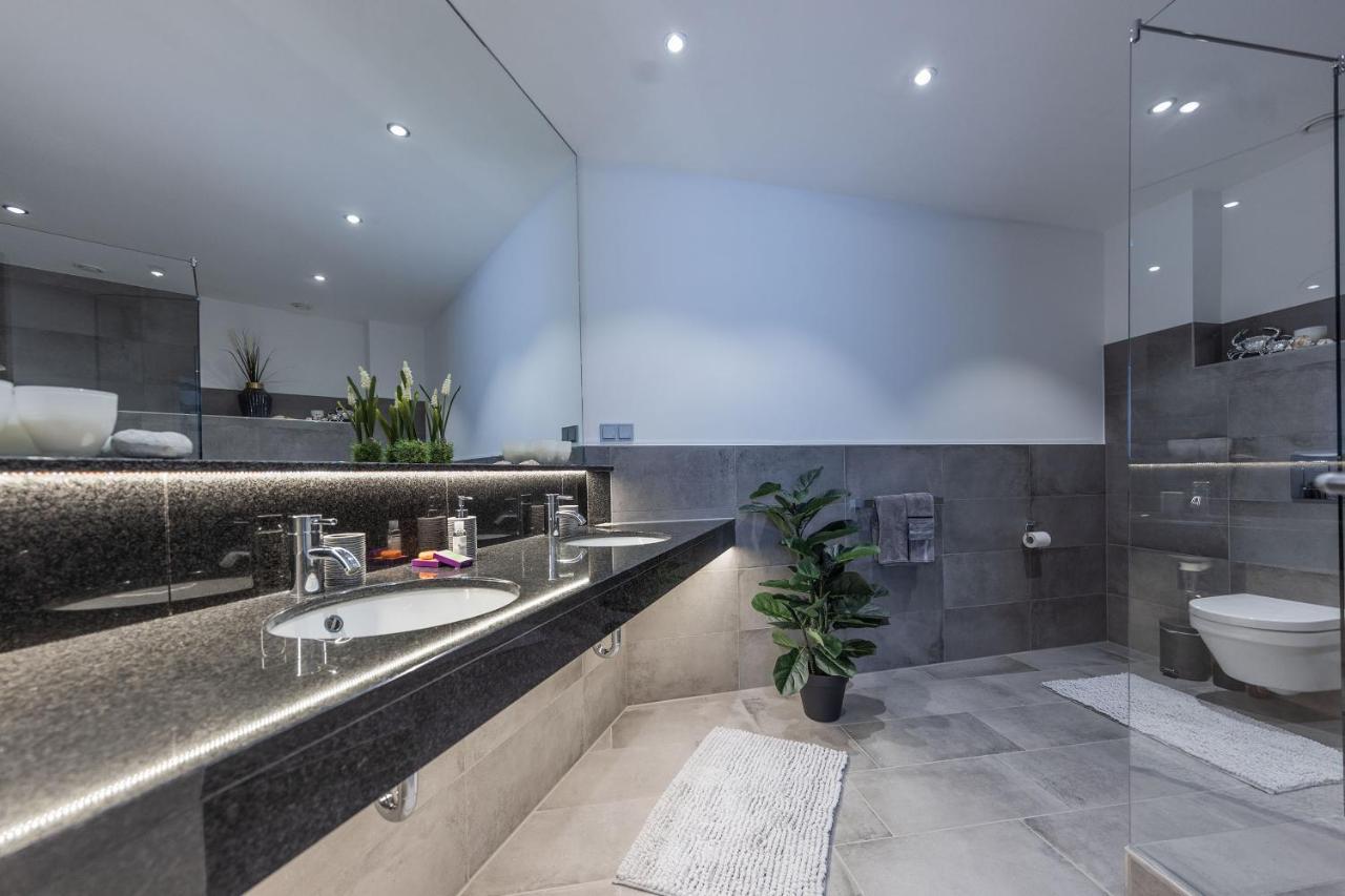 Luxus Wellness Loft - 245Qm - Designwohnen Im Zentrum Gutersloh Exterior photo